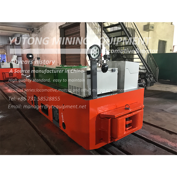 What are the renovation projects for mining electric locomotives?