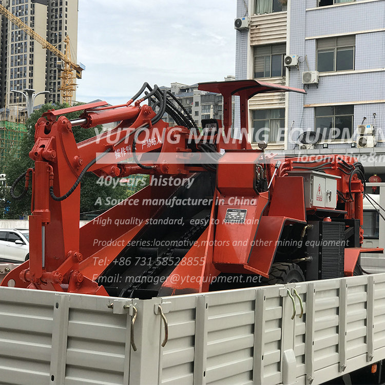 Delivery of ZYW60 muck loader(图4)