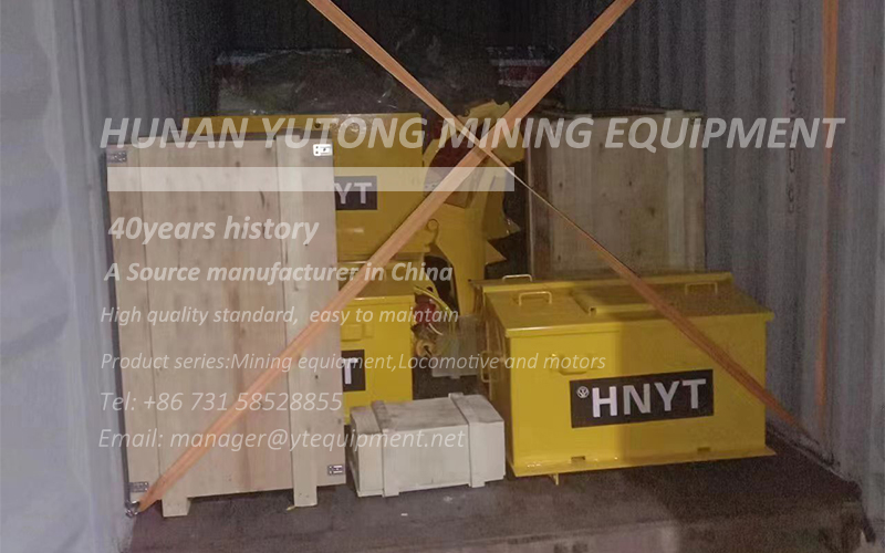 Delivery of 2.5-ton battery accumulator locomotives and rock loaders