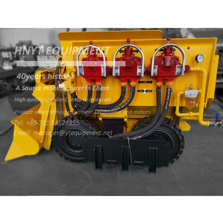 Wheel type pneumatic rock shovel loader