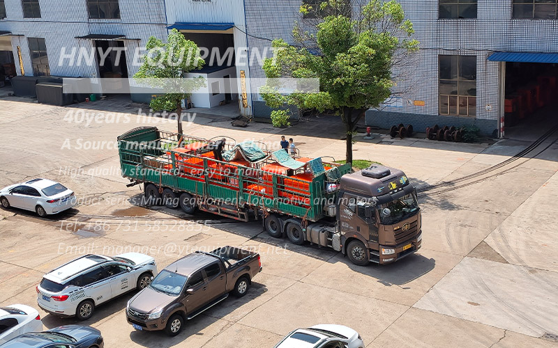 shipment of battery electric locomotives 3.jpg