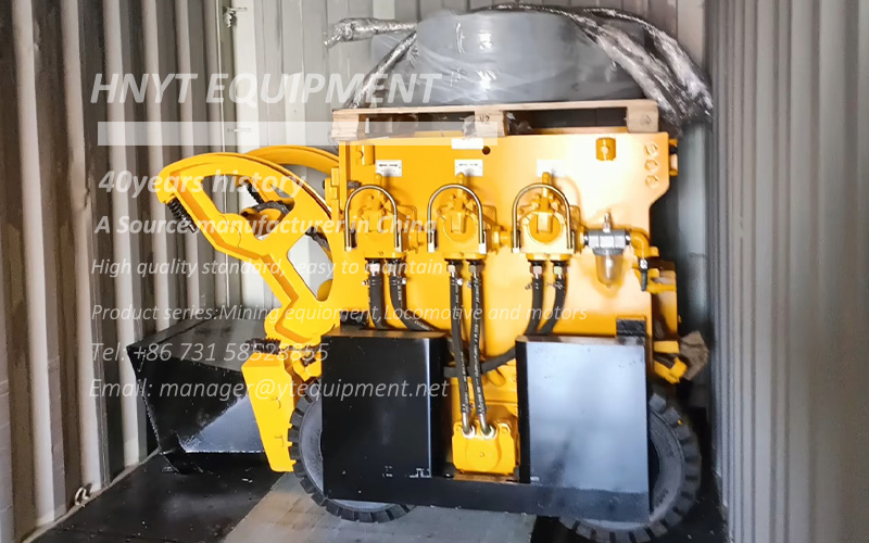 QZ-17 Wheel Type Air Rock Loader Ready for Global Mining Projects(图1) Export of QZ-17 wheel rock loader.jpg