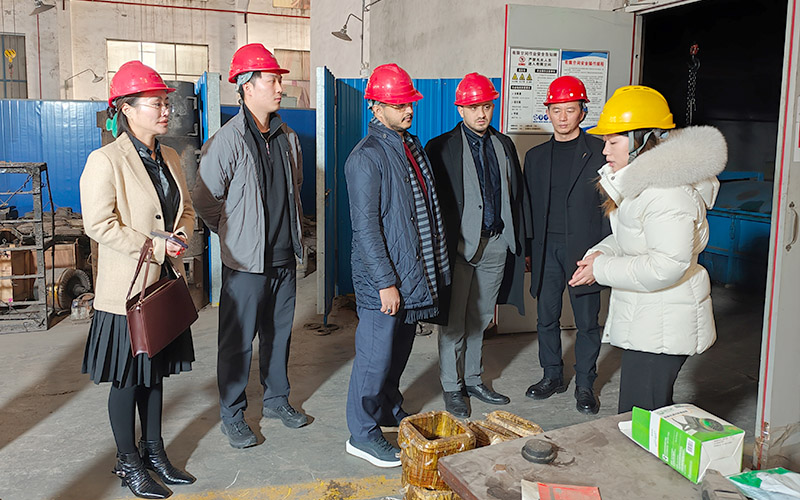 Cost-Effective Underground Mining System Wins Customer Recognition(图3) Overseas clients visit 3.jpg